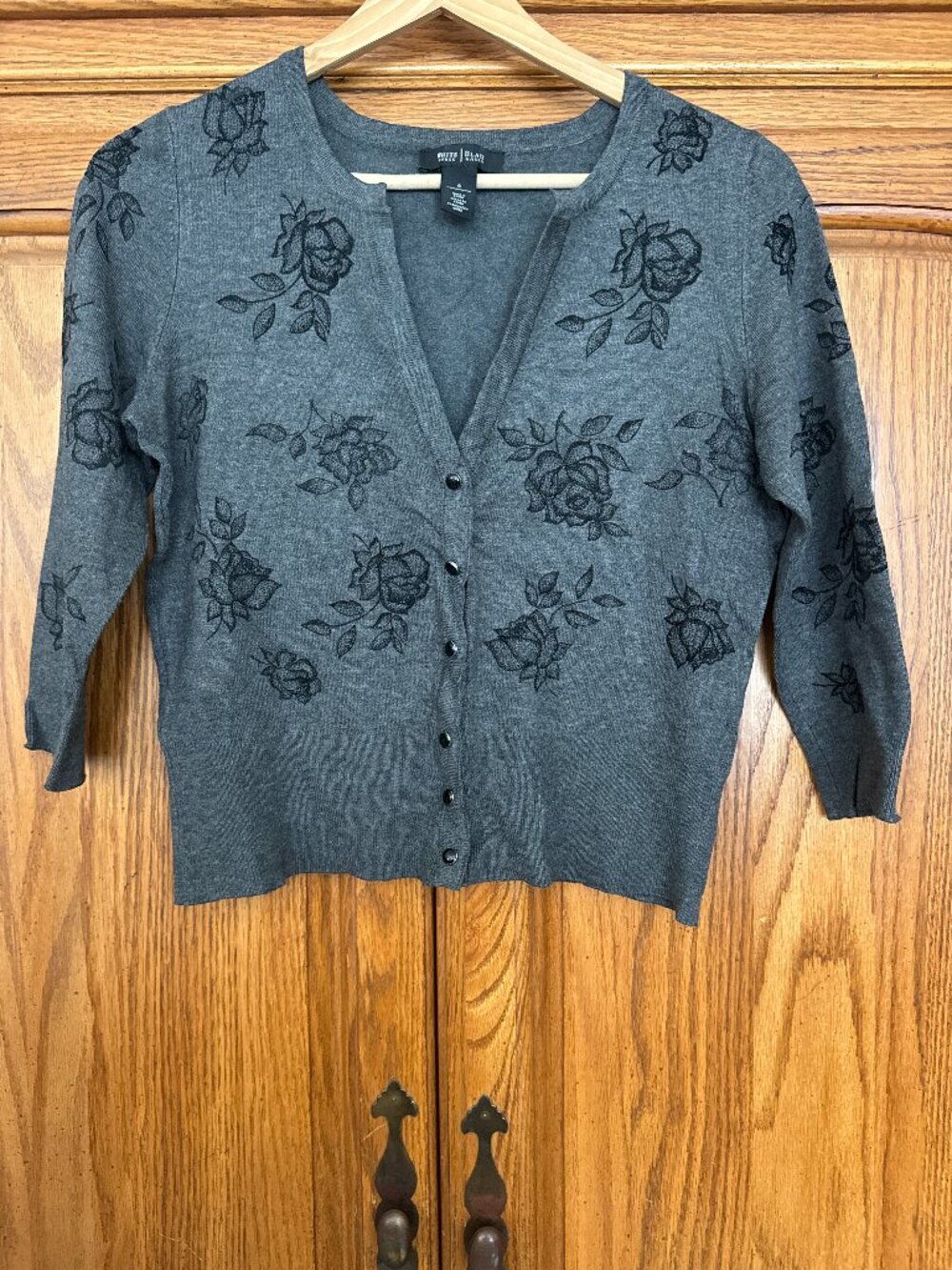 White House Black Market Gray Floral Button-Front Cardigan